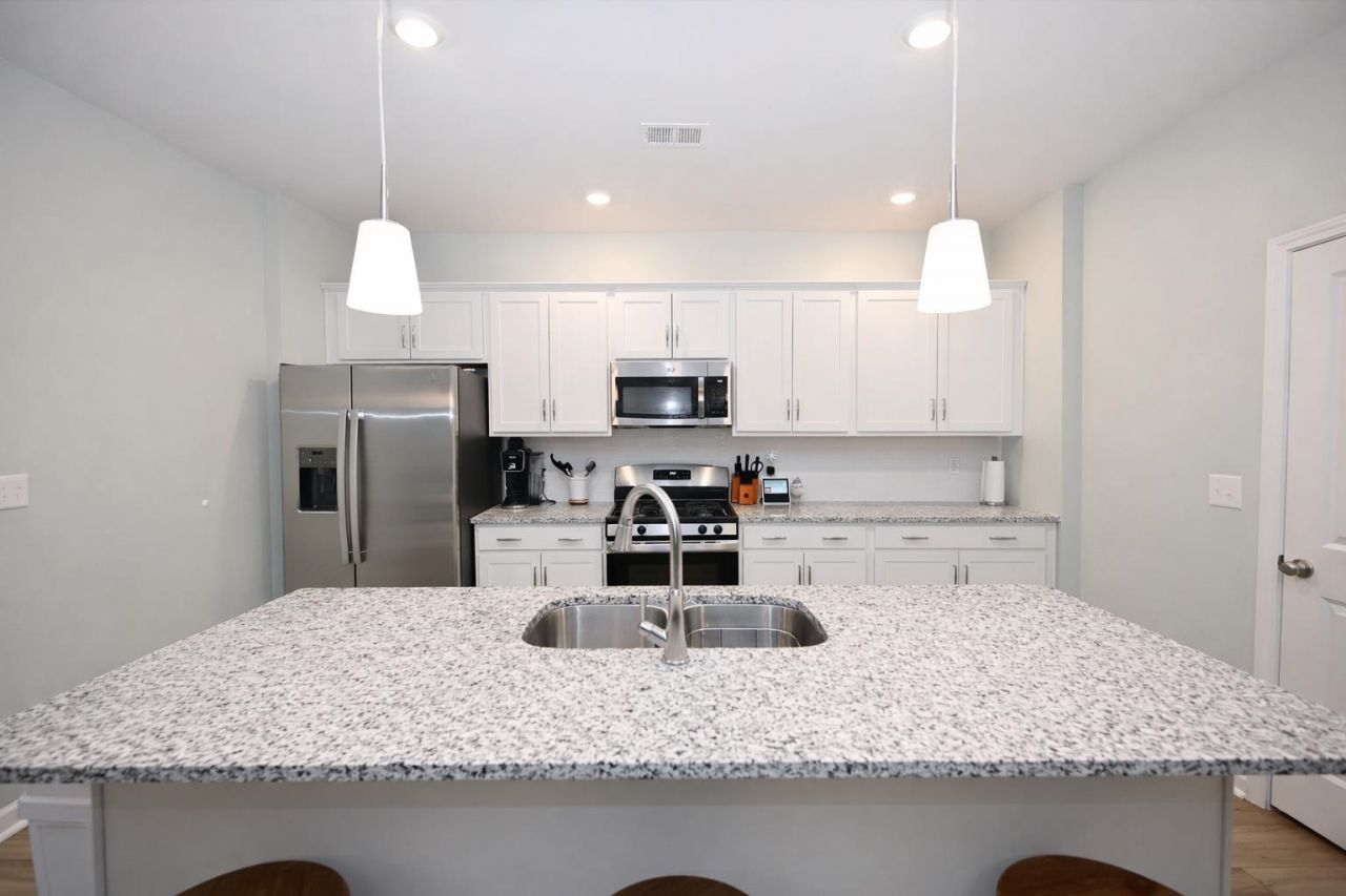 1124 Boswell Ct. Photo 10