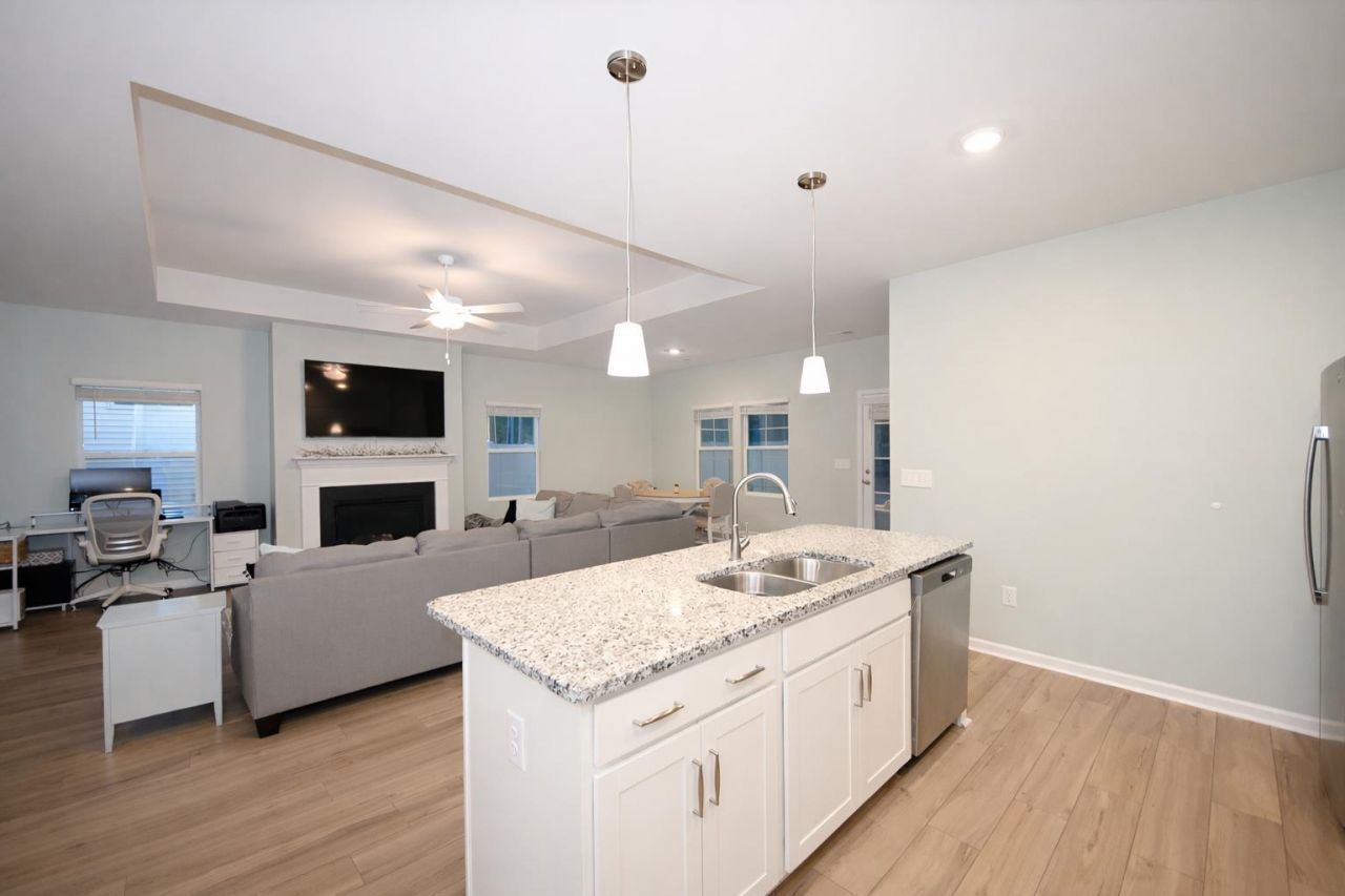 1124 Boswell Ct. Photo 12