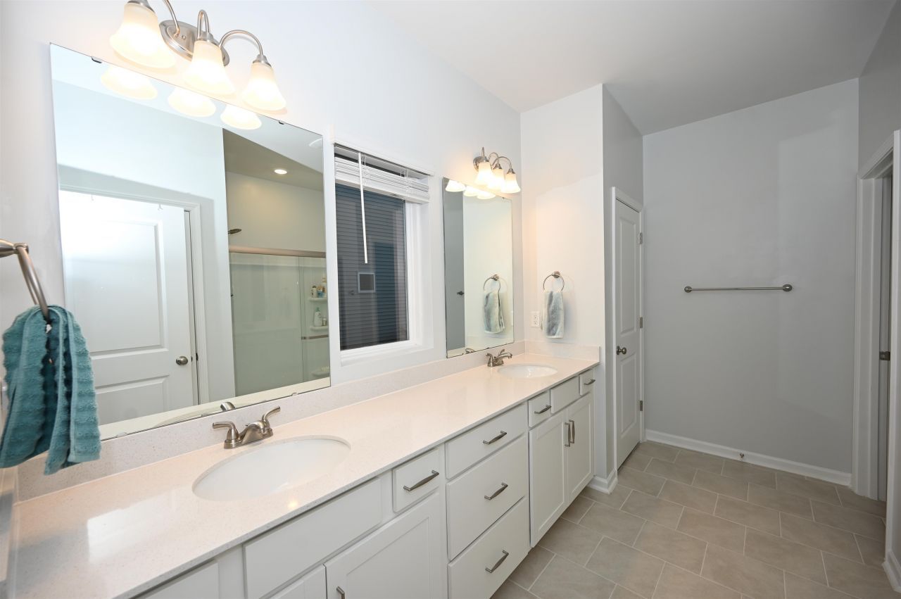 1124 Boswell Ct. Photo 16