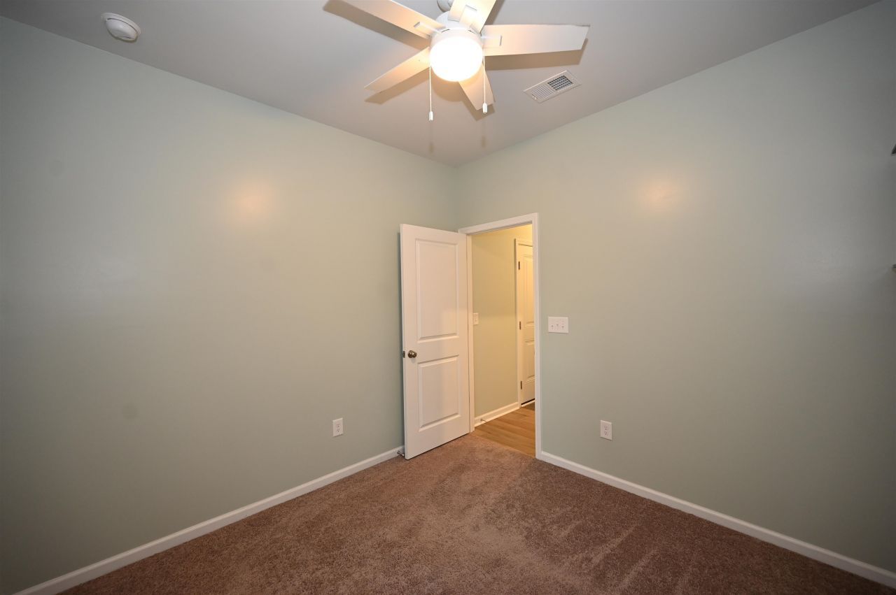 1124 Boswell Ct. Photo 26