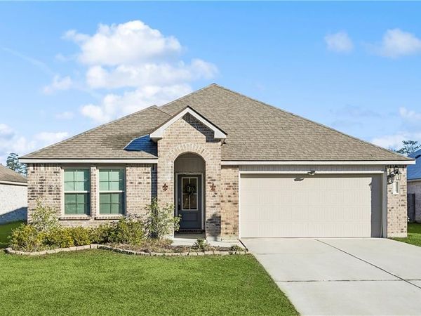 24329 DAWSON Court, Ponchatoula, LA 70454