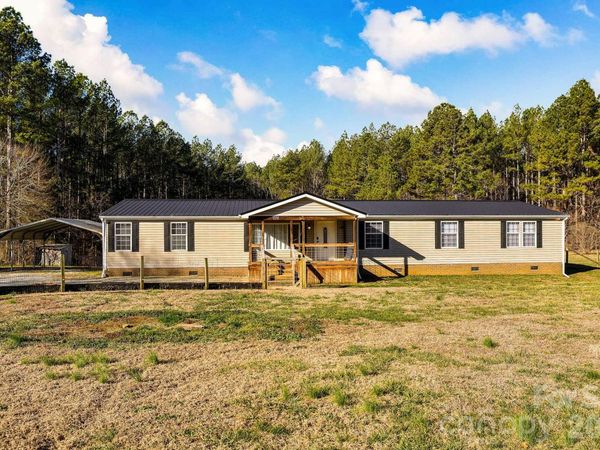 876 Mr Henry Road, Mocksville, NC 27028