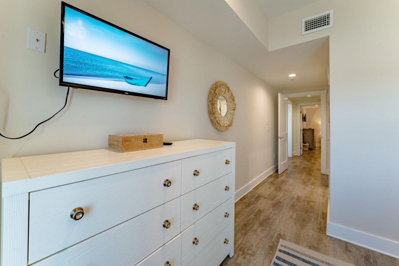 115 E Arctic Avenue Photo 23