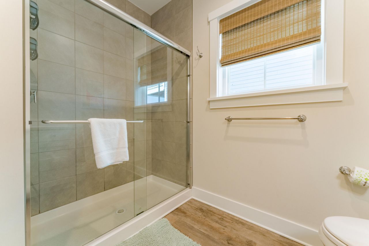 115 E Arctic Avenue Photo 24