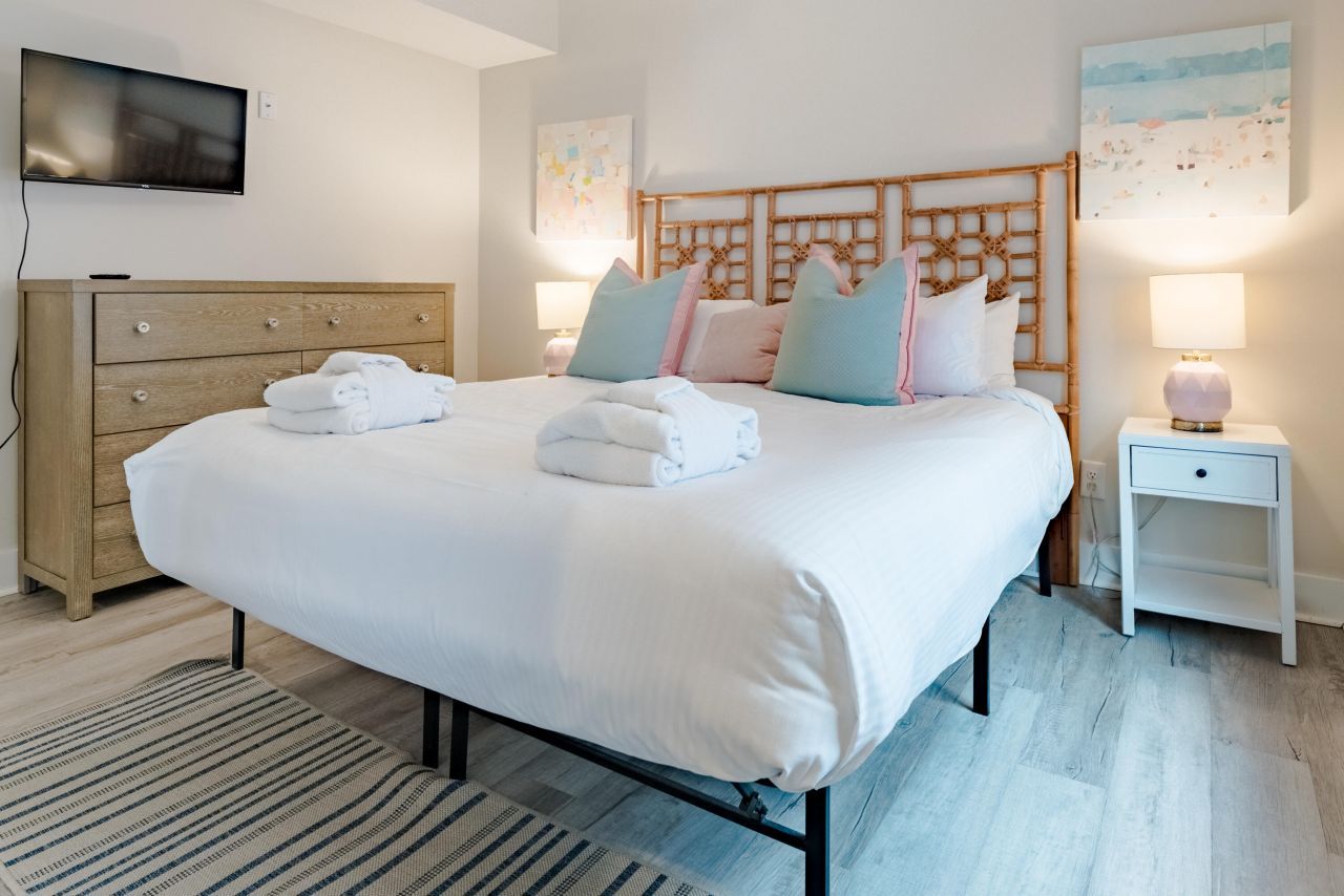 115 E Arctic Avenue Photo 25