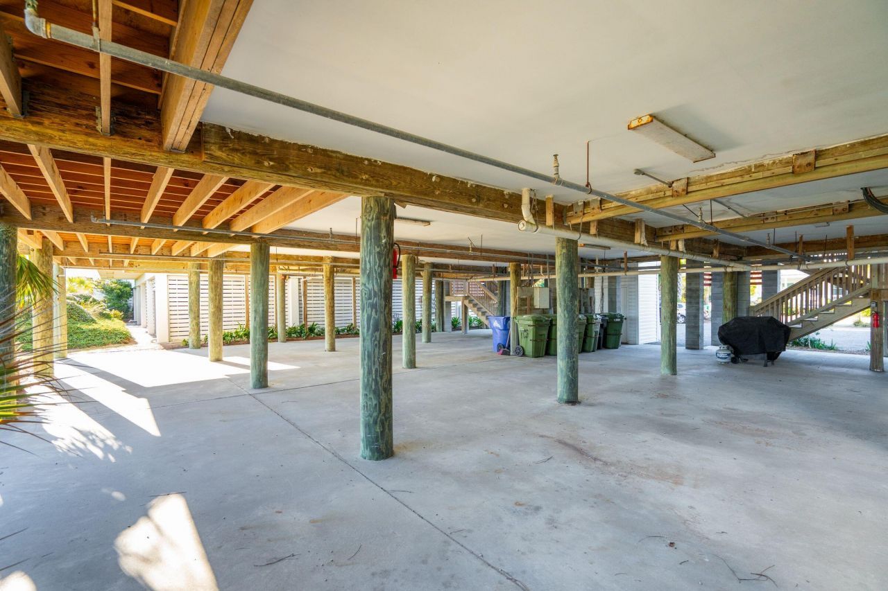 115 E Arctic Avenue Photo 30