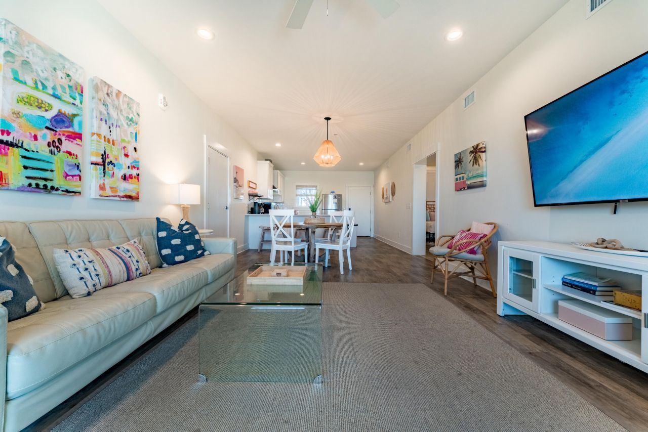 115 E Arctic Avenue Photo 9