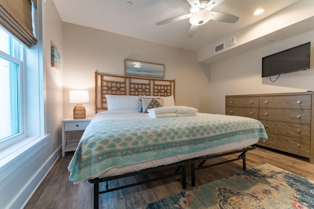 115 E Arctic Avenue Photo 27