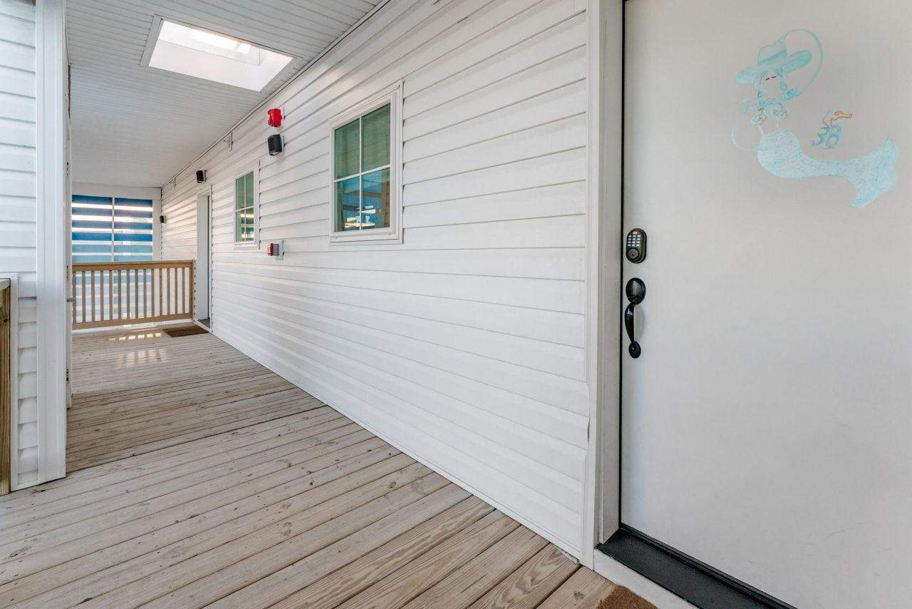 115 E Arctic Avenue Photo 35