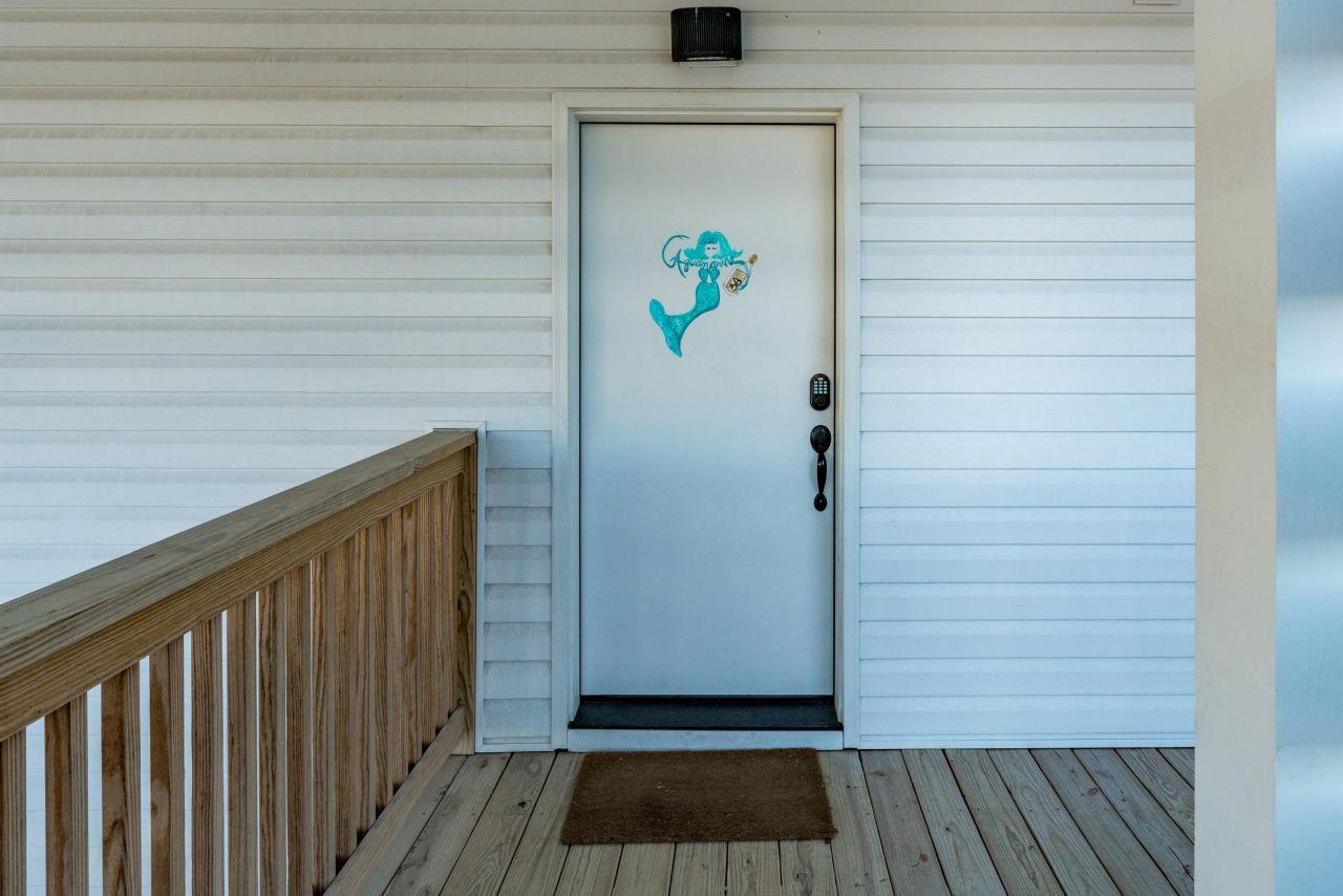 115 E Arctic Avenue Photo 28