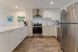 115 E Arctic Avenue photo 4