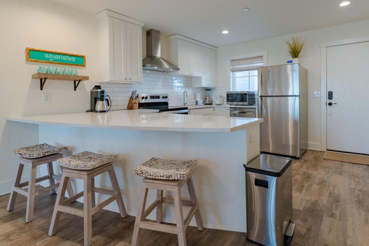 115 E Arctic Avenue Photo 7