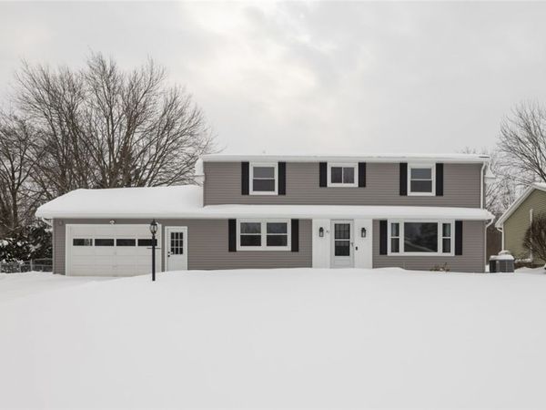 47 Hawthorne Drive, Spencerport, NY 14559