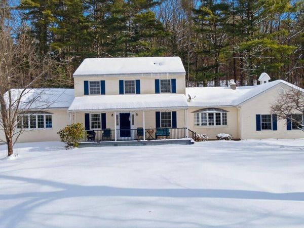 698 Fischer Road, Kinderhook, NY 12106