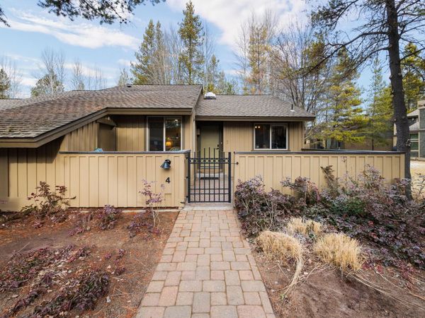 57335 Lake Aspen Lane, Unit 4, Sunriver, OR 97707