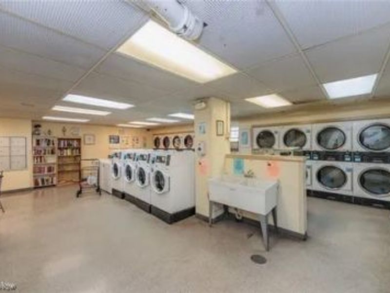 11850 Edgewater Drive, Unit 624, Lakewood, OH 44107 Photo 9