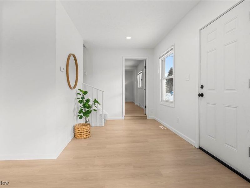 790 Kenilworth Avenue, Sheffield Village, OH 44054 Photo 10