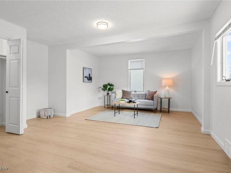 790 Kenilworth Avenue, Sheffield Village, OH 44054 Photo 12