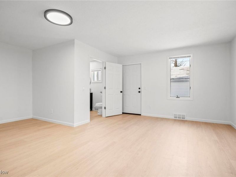 790 Kenilworth Avenue, Sheffield Village, OH 44054 Photo 19