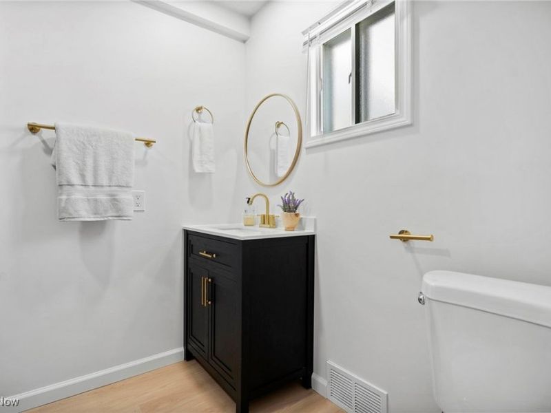 790 Kenilworth Avenue, Sheffield Village, OH 44054 Photo 20