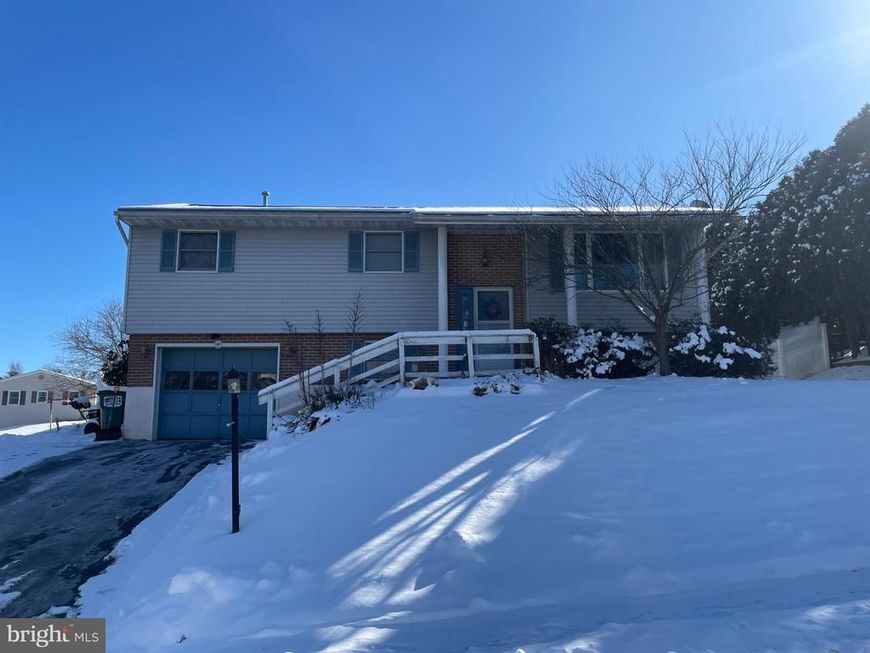 901 Denise Drive, Birdsboro, PA 19508 Main Photo