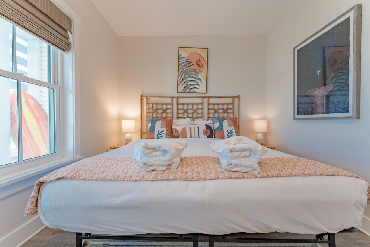 115 E Arctic Avenue Photo 17