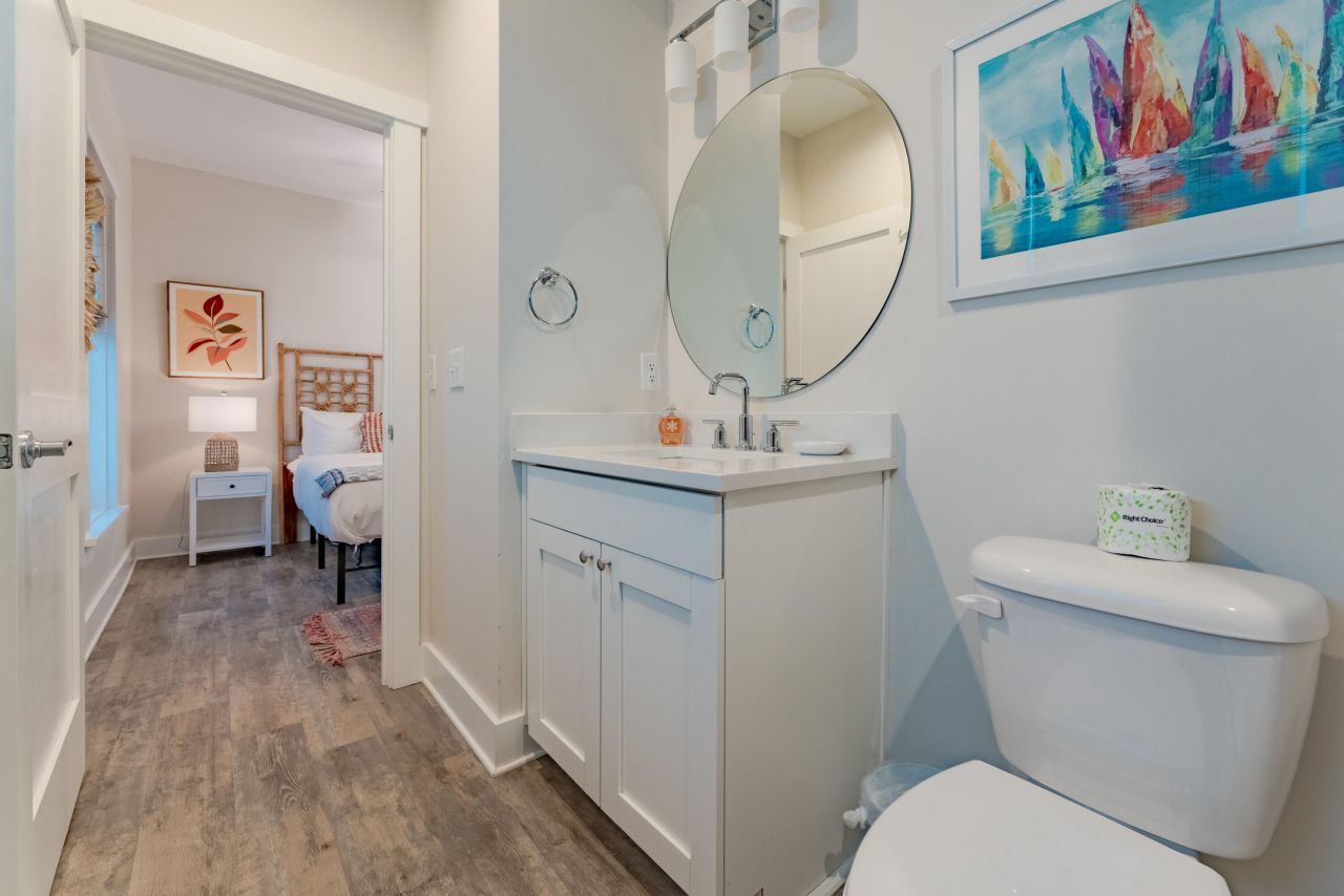 115 E Arctic Avenue Photo 25