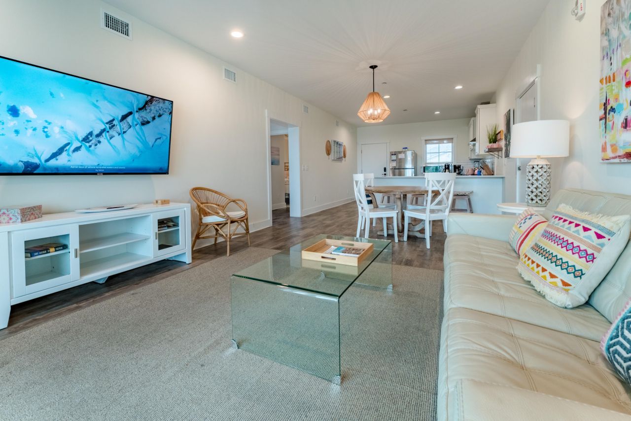 115 E Arctic Avenue Photo 10