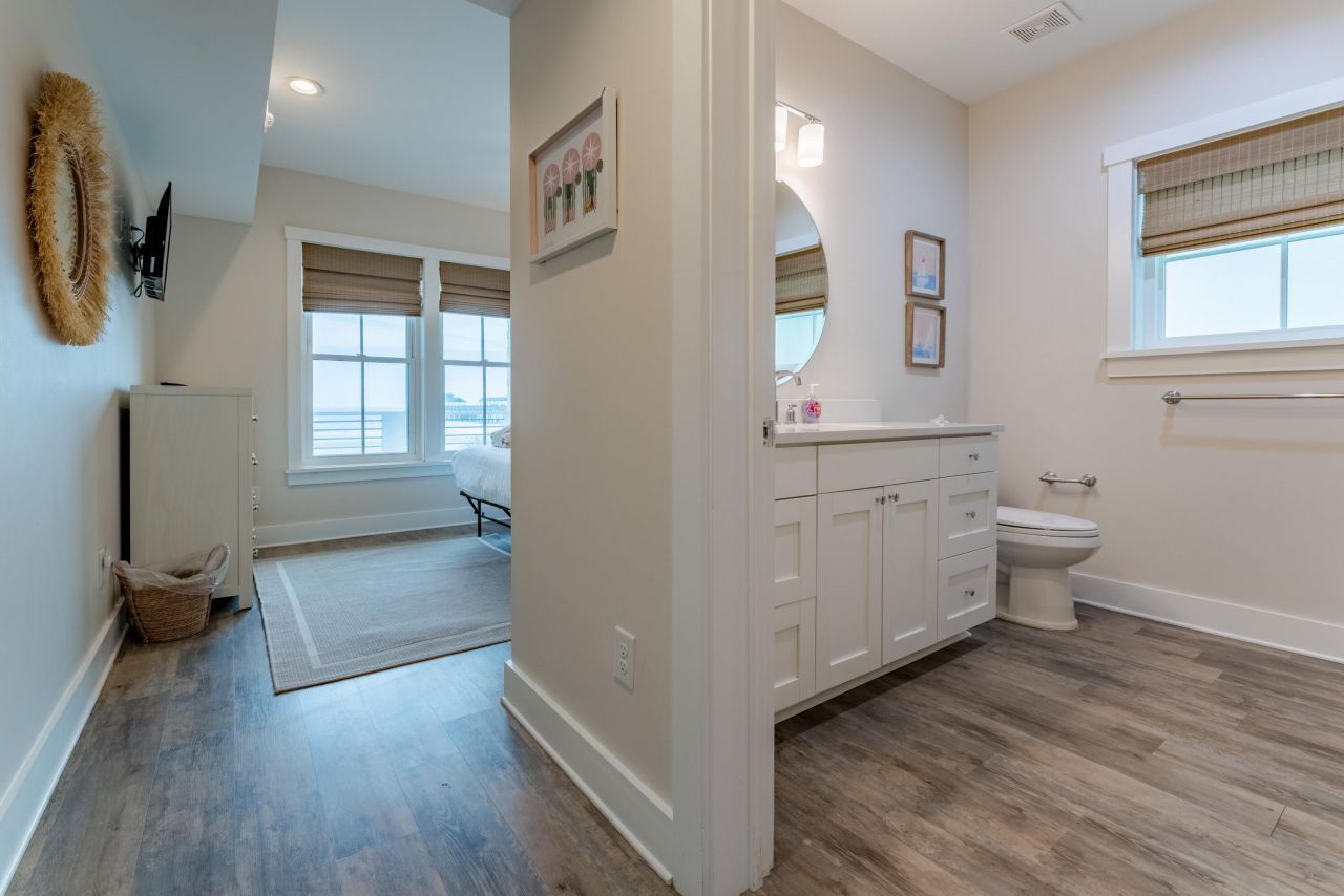 115 E Arctic Avenue Photo 13