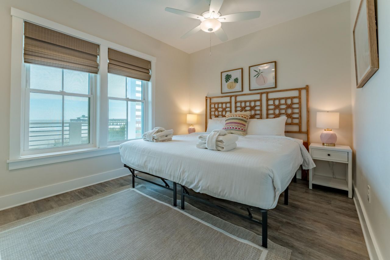 115 E Arctic Avenue Photo 14