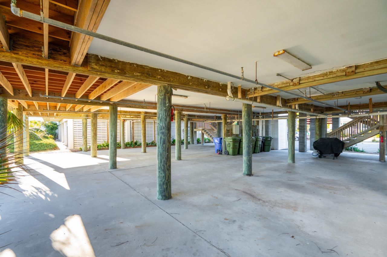 115 E Arctic Avenue Photo 29