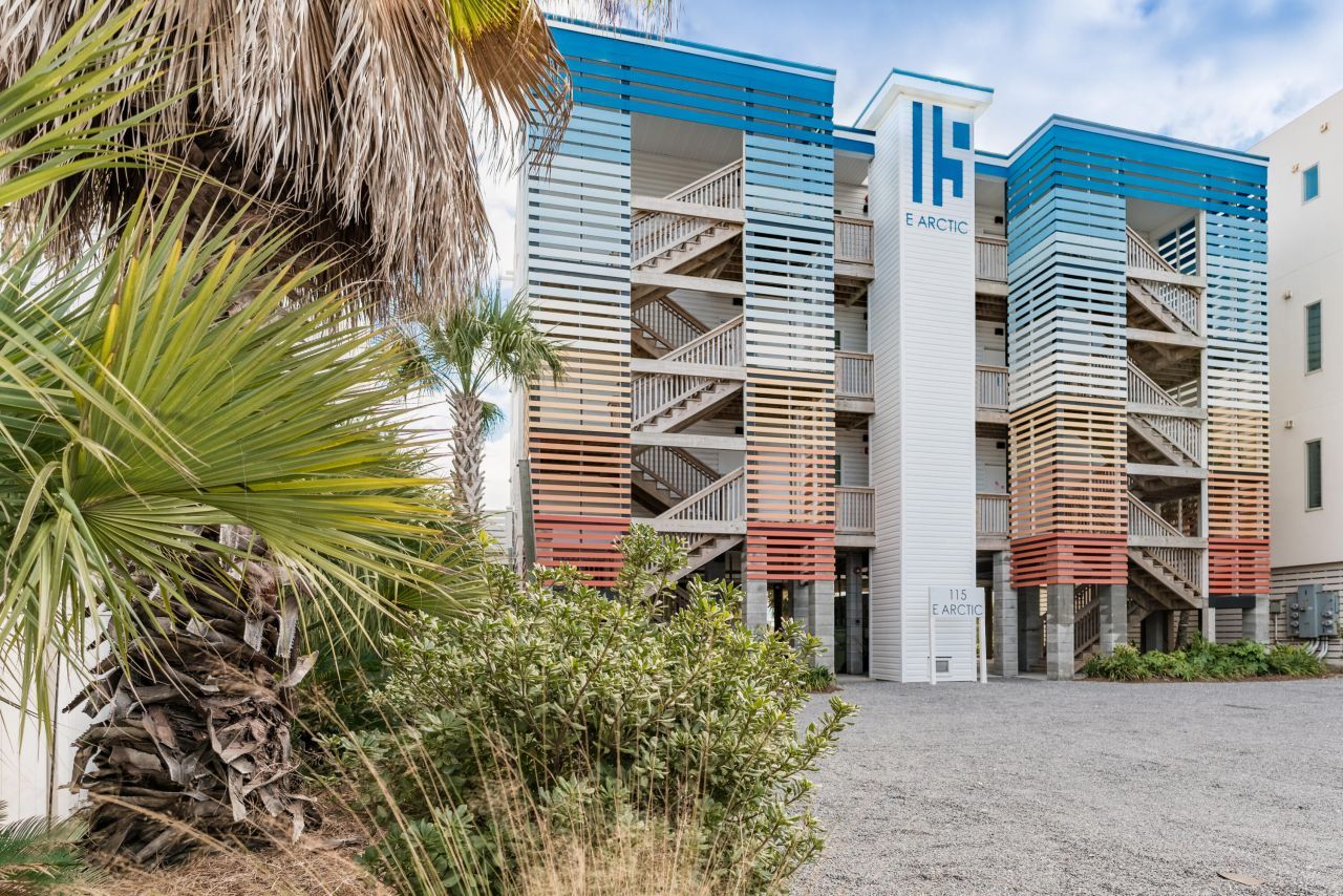 115 E Arctic Avenue Photo 49