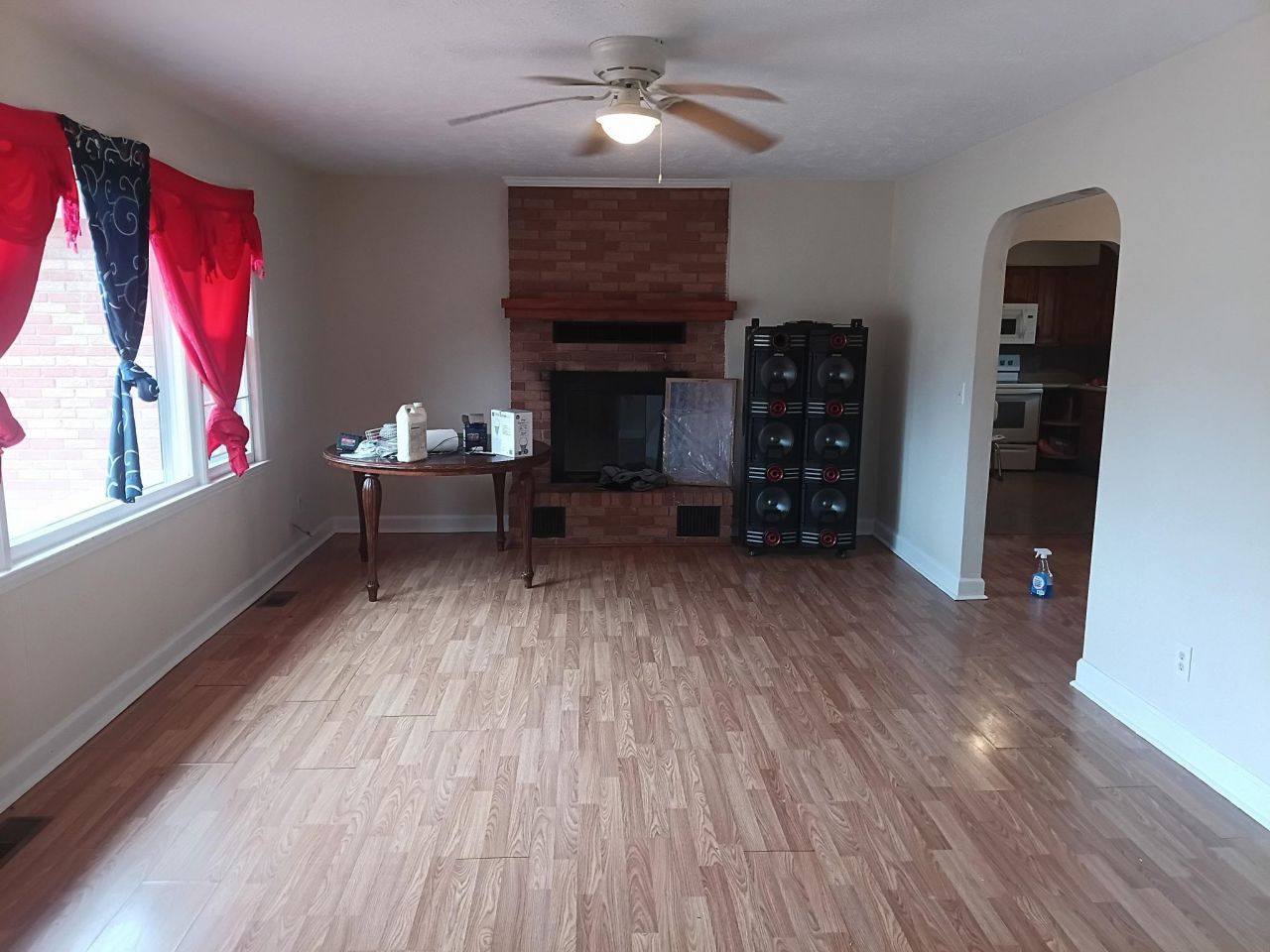4625 Graham St. Photo 11