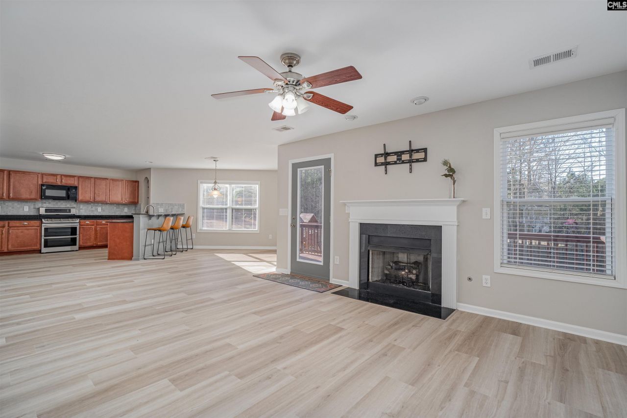 409 Maypop Lane  Photo 10