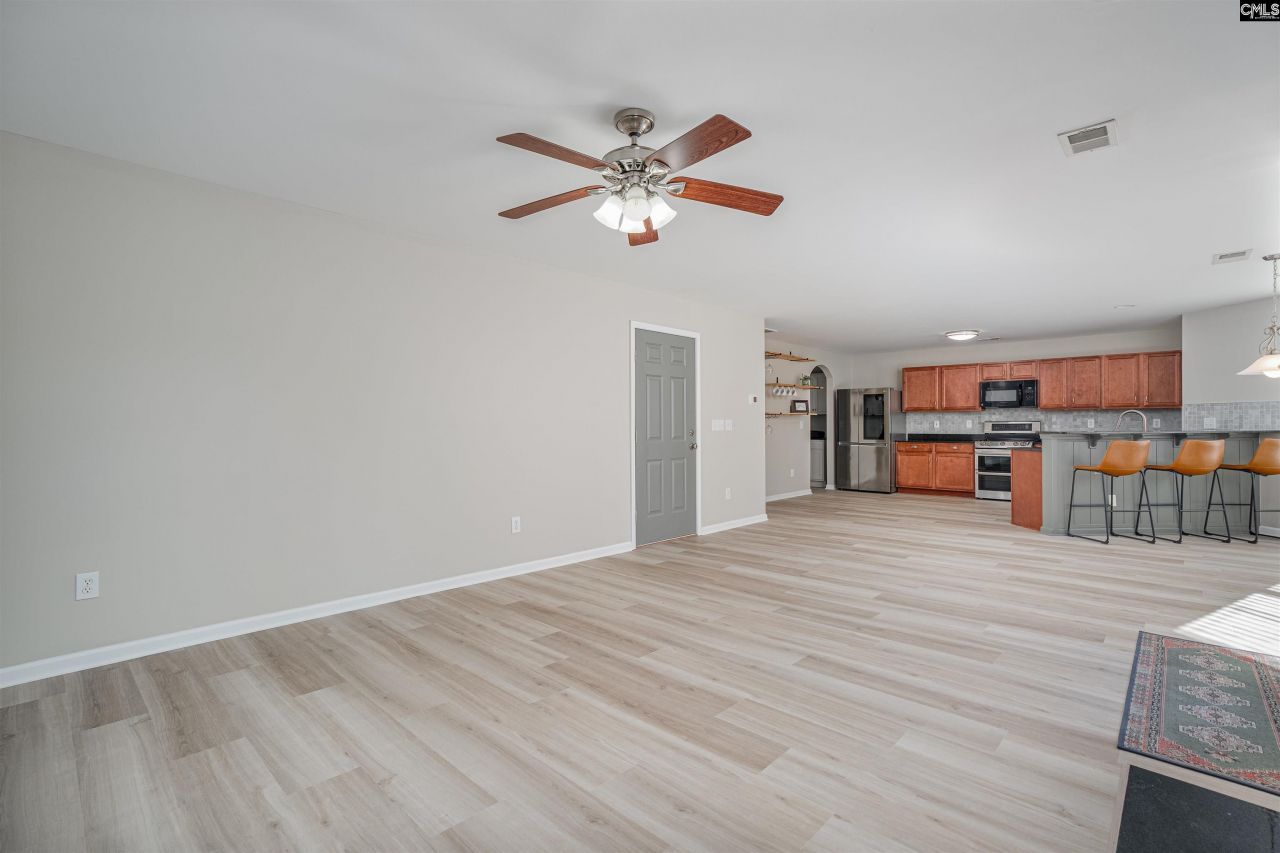 409 Maypop Lane  Photo 11