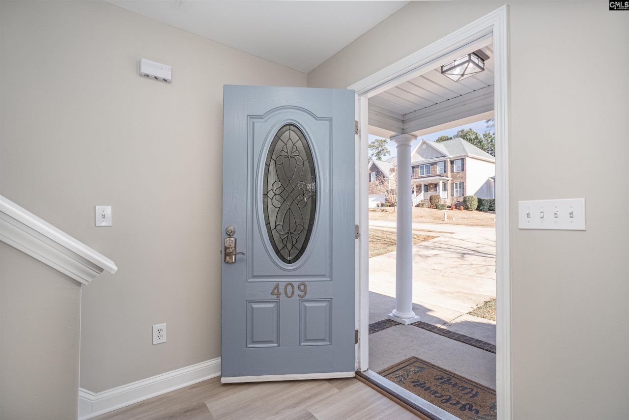 409 Maypop Lane  Photo 6