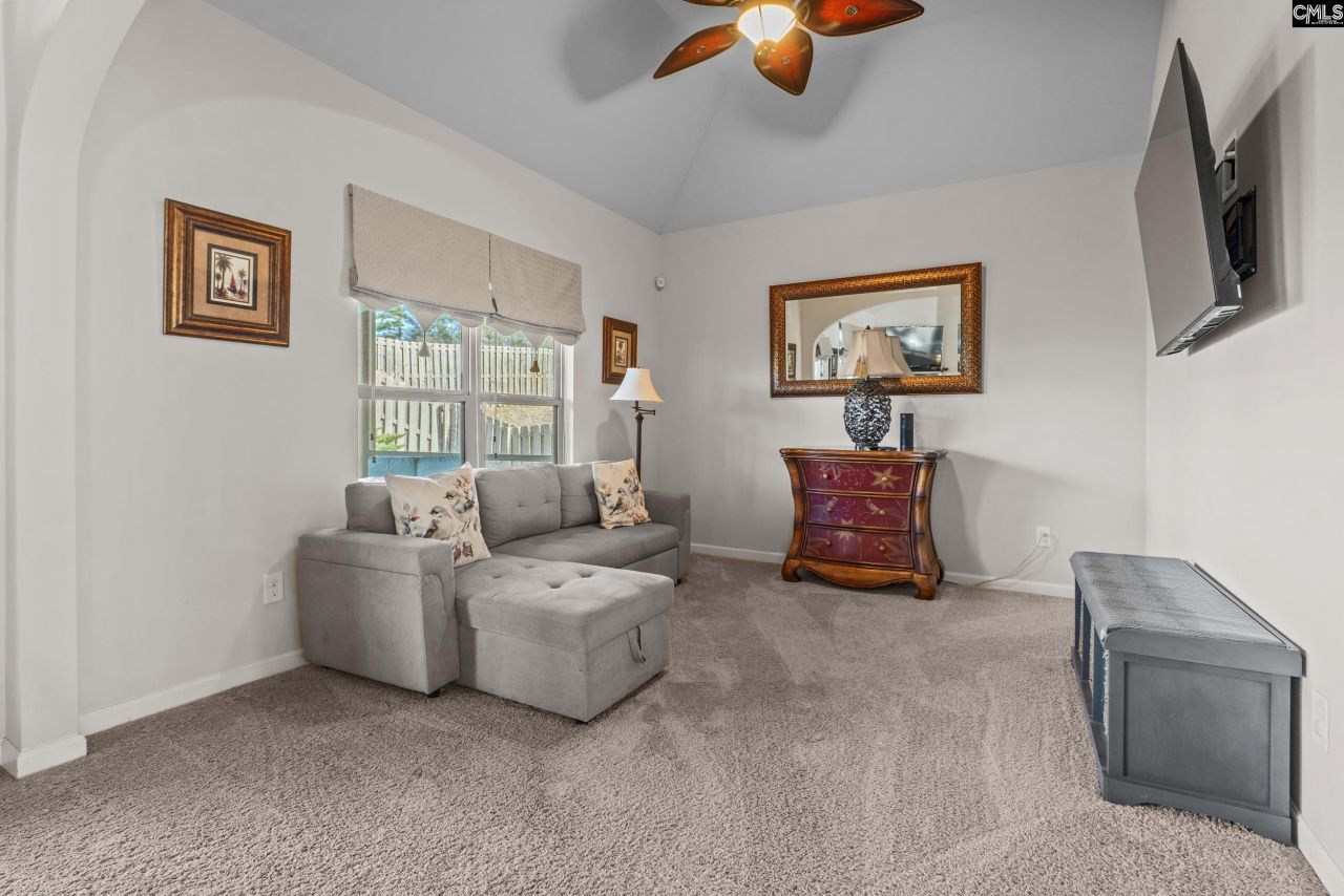 317 Grey Oaks Court  Photo 15