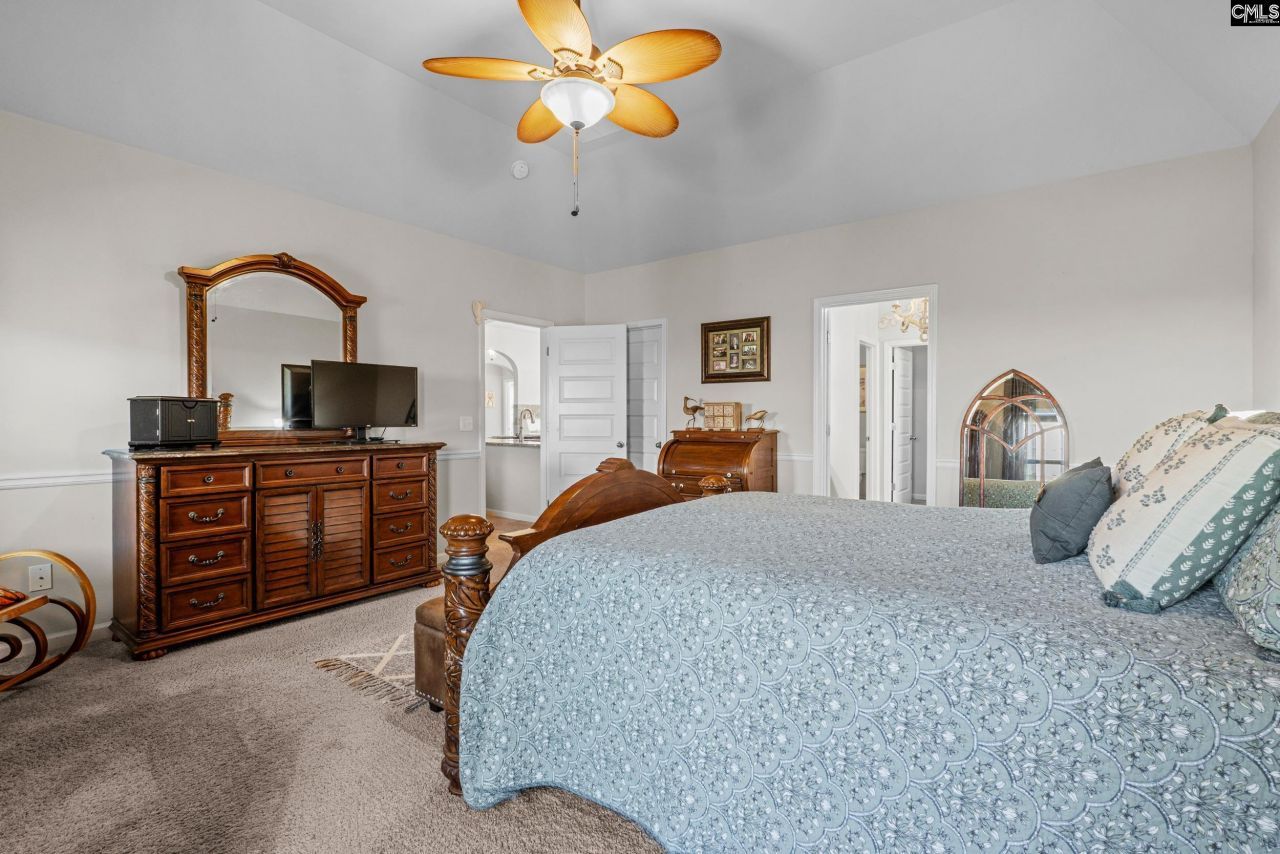 317 Grey Oaks Court  Photo 19