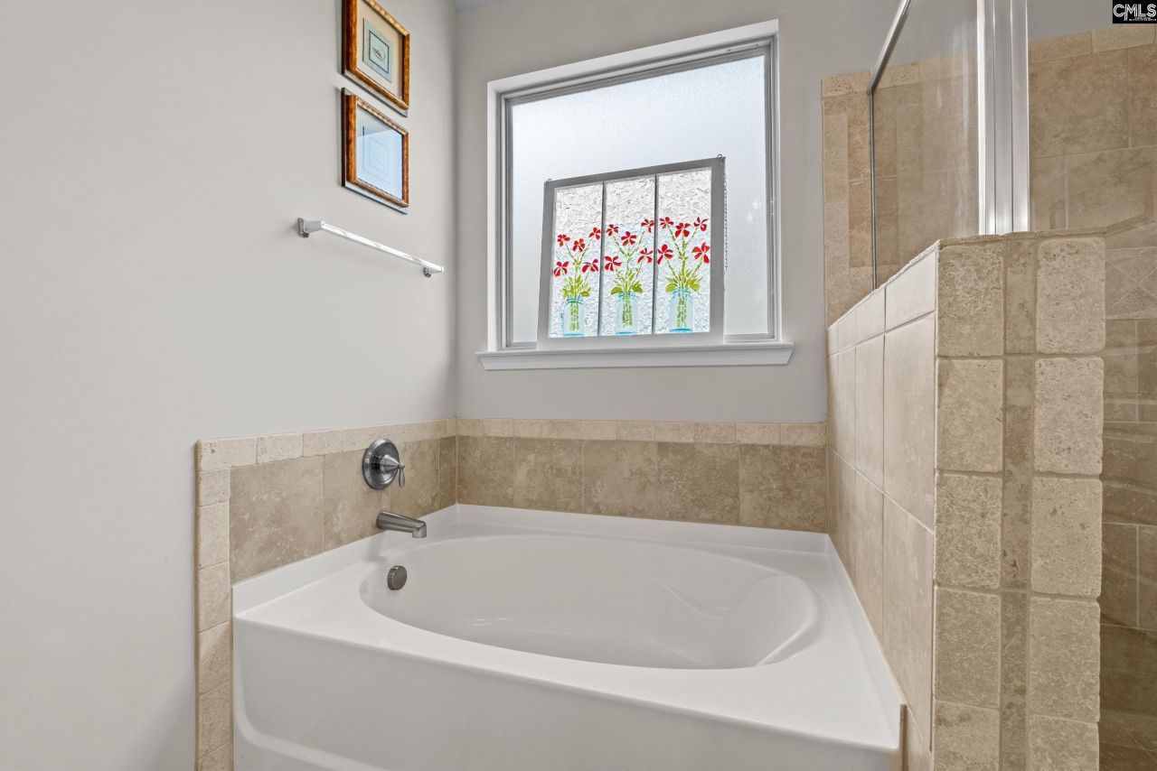 317 Grey Oaks Court  Photo 22