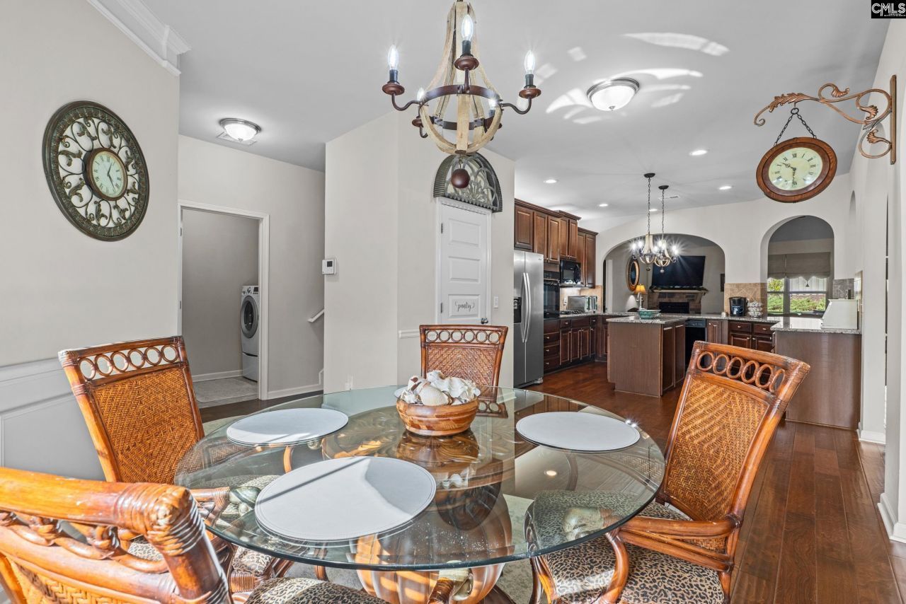 317 Grey Oaks Court  Photo 6