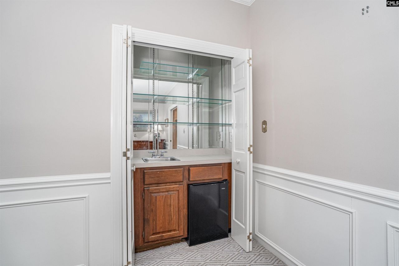 573 Wateroak Trail Photo 10