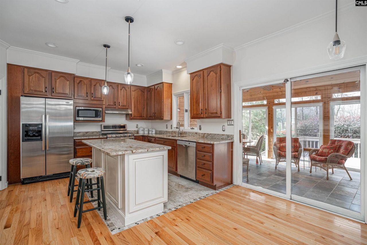 573 Wateroak Trail Photo 11