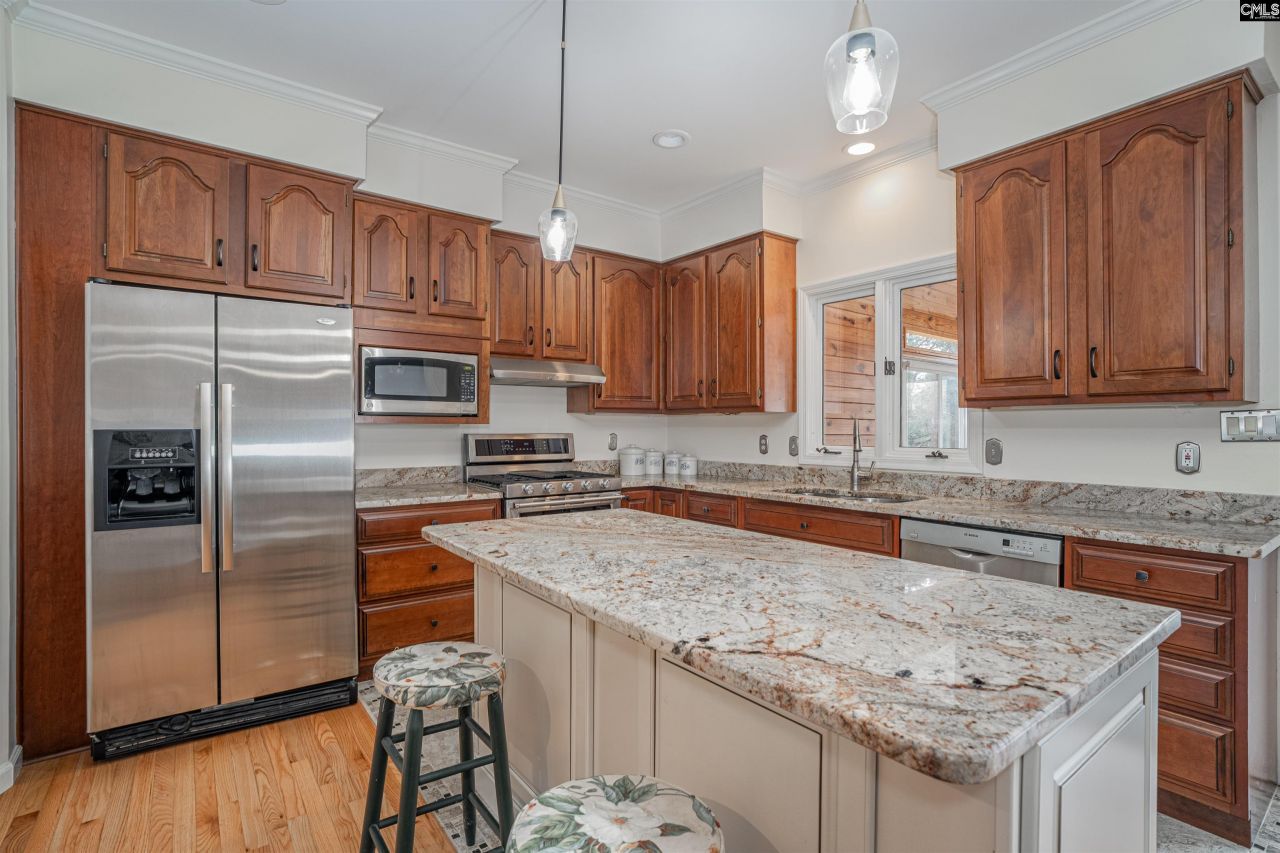 573 Wateroak Trail Photo 13