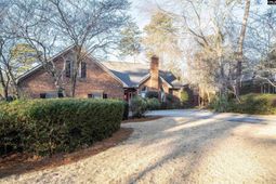 573 Wateroak Trail photo 4