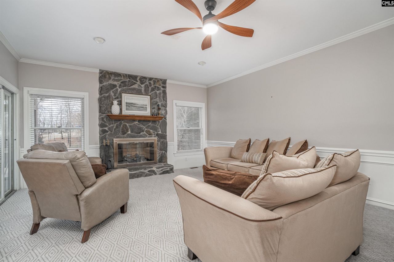 573 Wateroak Trail Photo 6