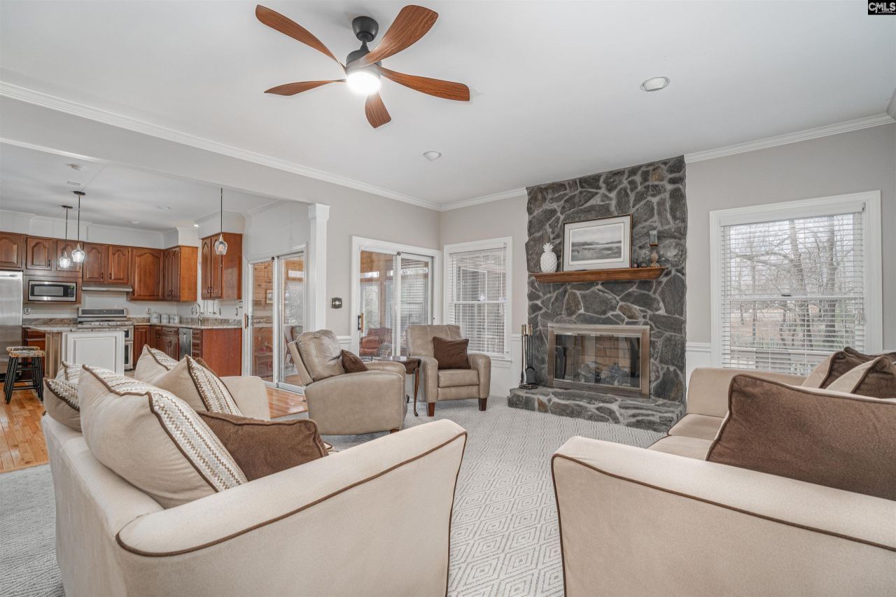 573 Wateroak Trail Photo 7