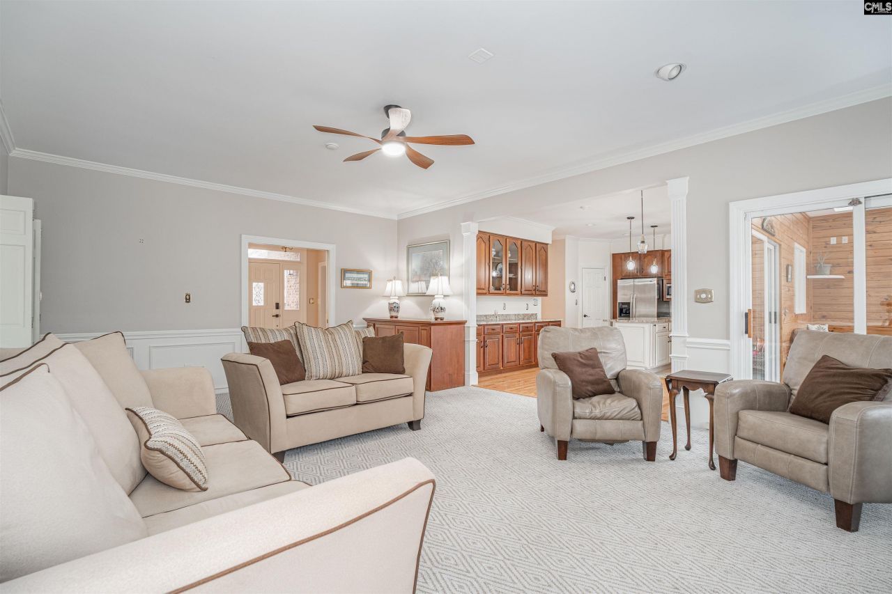 573 Wateroak Trail Photo 8