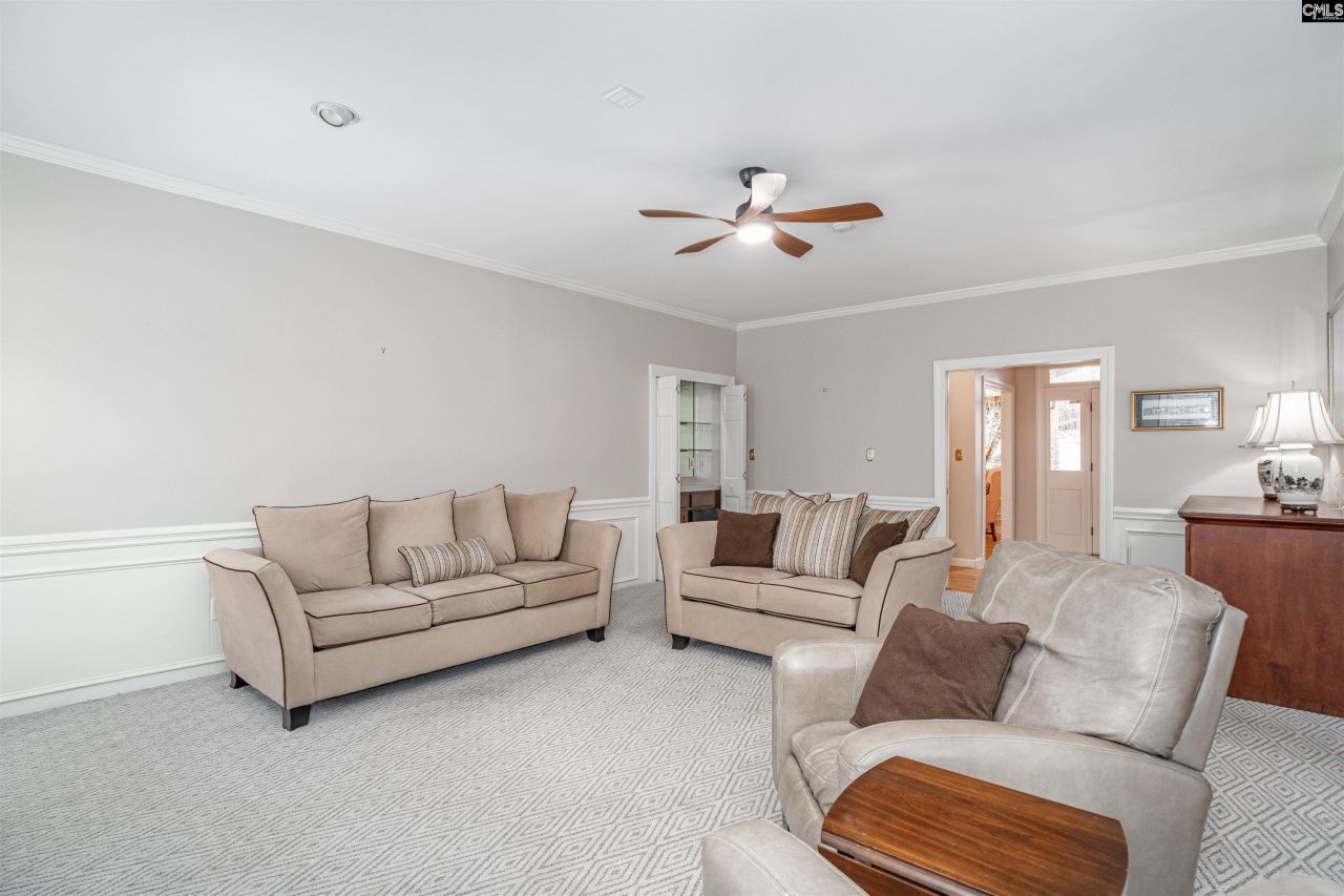 573 Wateroak Trail Photo 9