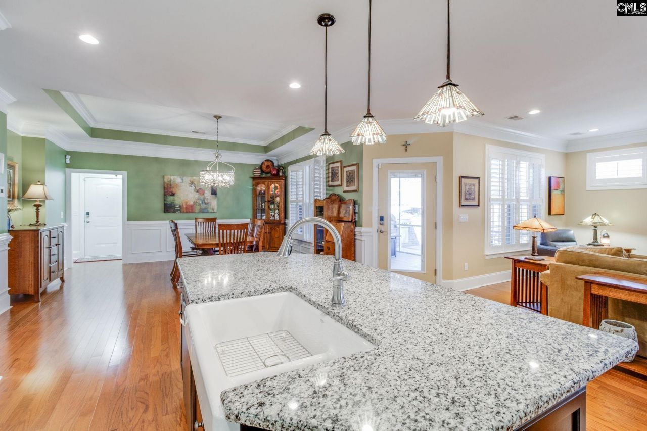 537 Buckview Lane Photo 8