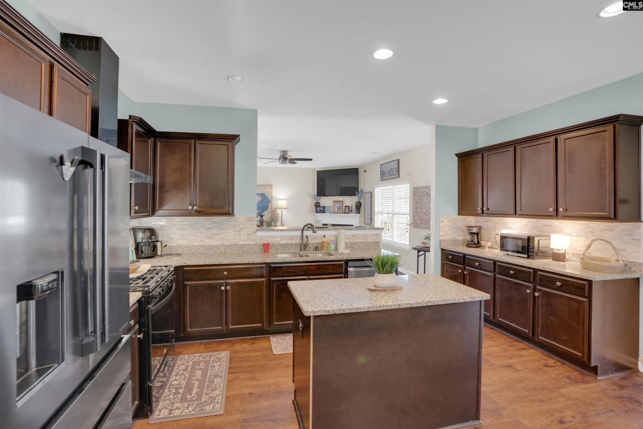 818 Sunseeker Drive Photo 10